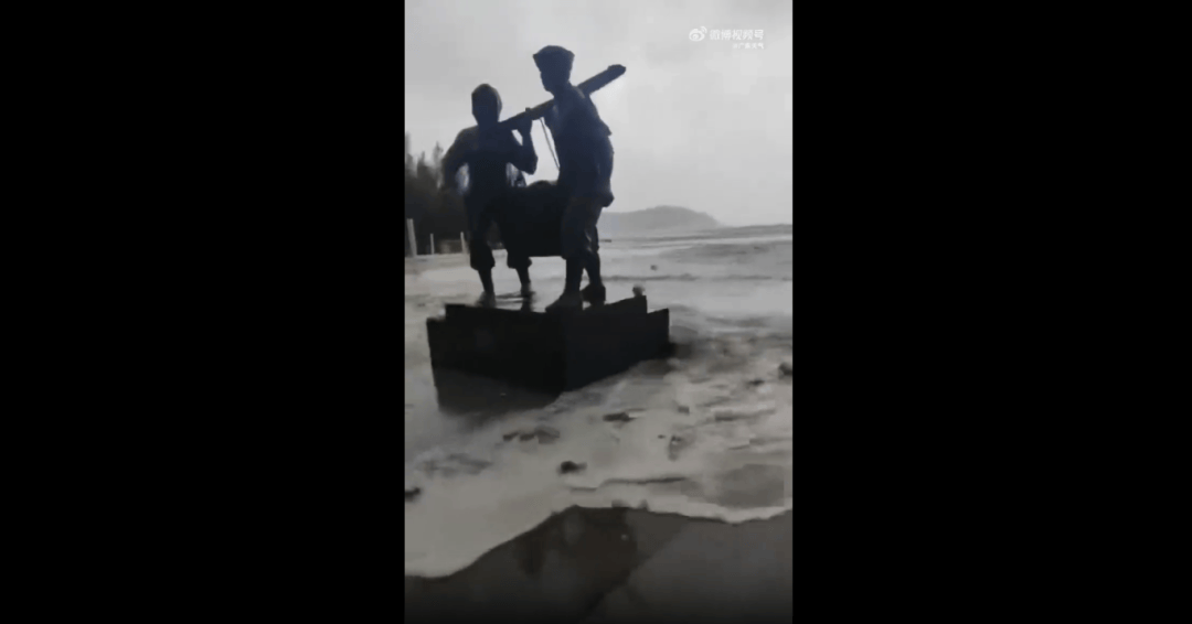 突发！海水倒灌，涌上路面，多地紧急宣布"五停"！又有新台风生成