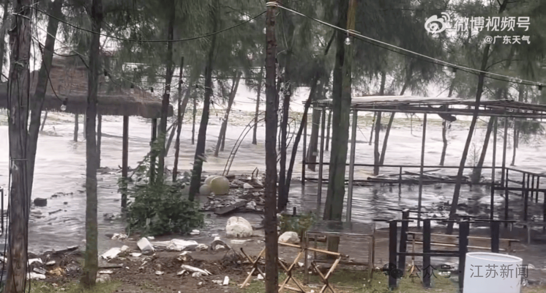 突发！海水倒灌，涌上路面，多地紧急宣布"五停"！又有新台风生成