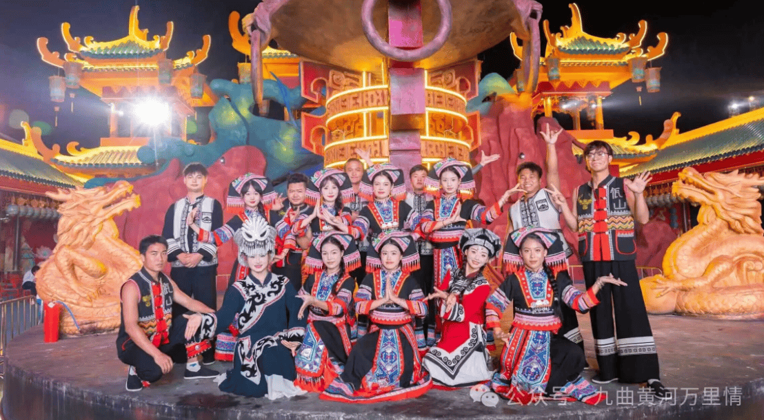 央视聚焦济南泉水游！10月5日，30家景区共接待游客45.27万人次