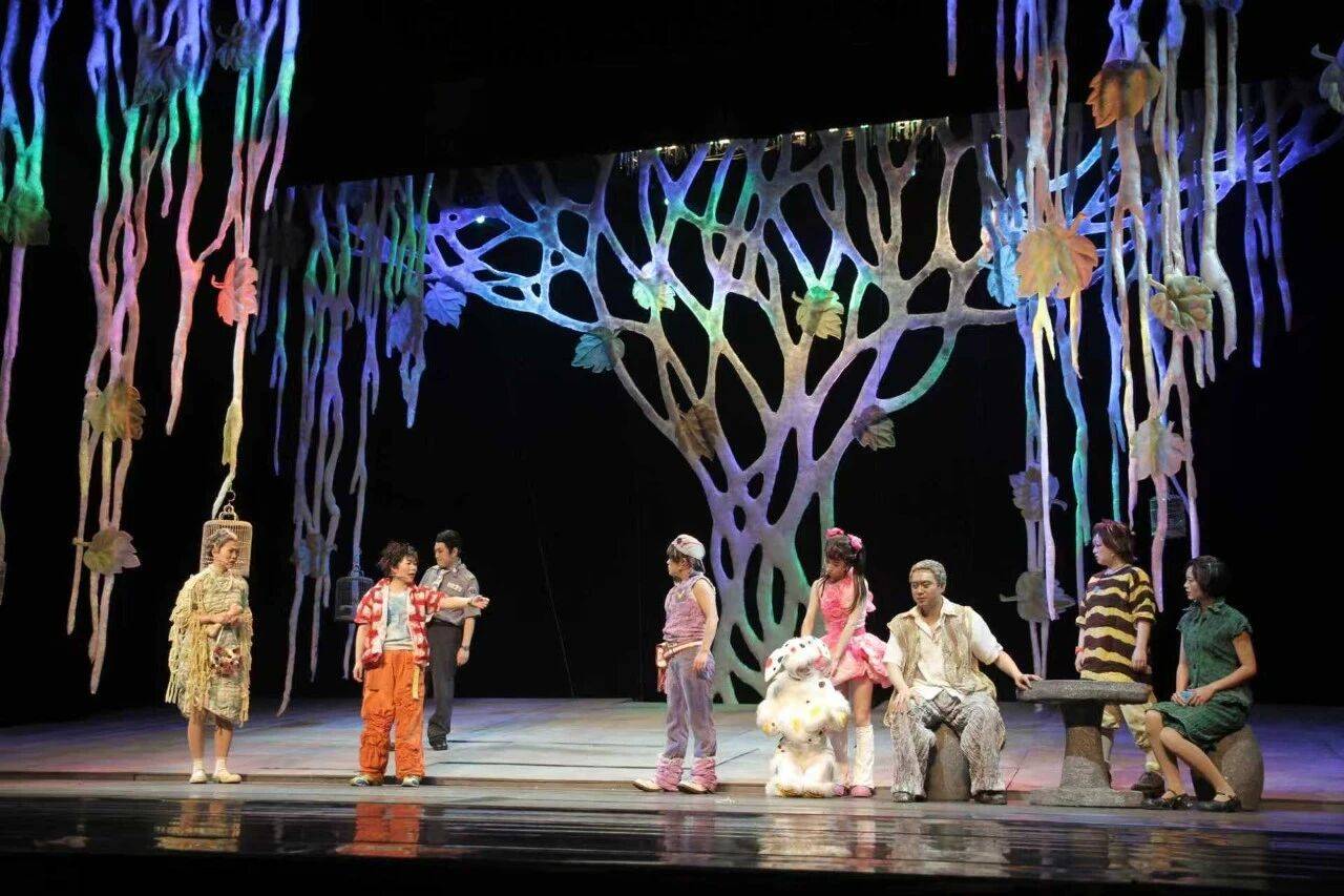 央视聚焦济南泉水游！10月5日，30家景区共接待游客45.27万人次