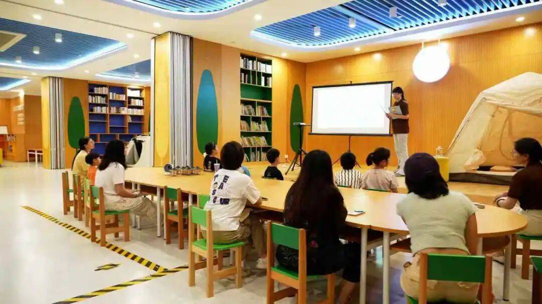 金坛图书馆国庆中秋活动精彩回顾 | 举国同欢庆，月满聚中秋