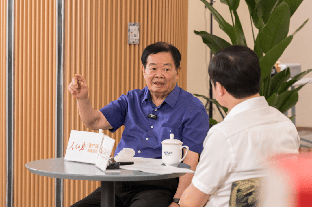 被指“做慈善很慷慨,但对员工比较苛刻”,曹德旺回应