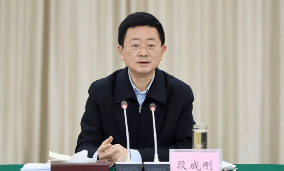 打"虎"！乌兰，任上被查