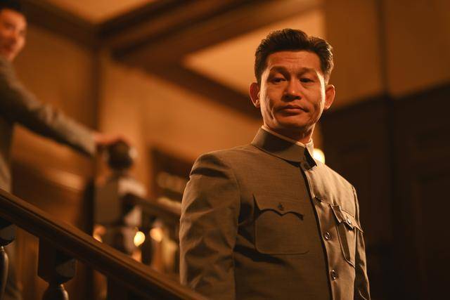 《沉默的荣耀》中出演谷正文出圈，演员余皑磊：保持“千人千面”，在创作的痛苦中快乐