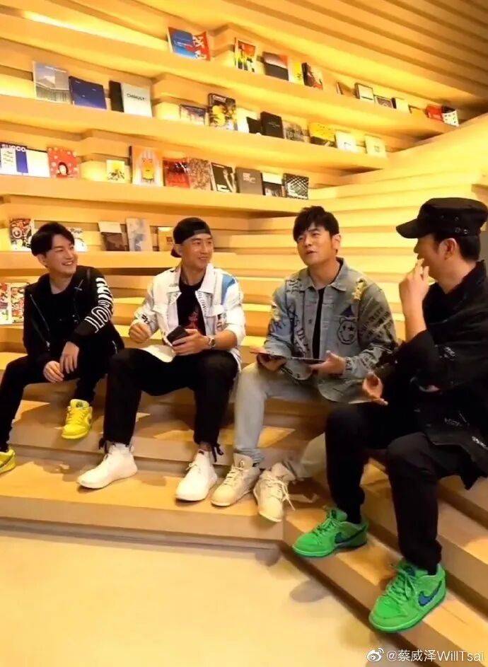 周杰伦公开喊话寻昔日好友,“再不出现,你就完了”,疑因2300万元比特币投资翻车