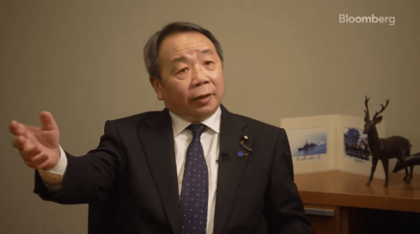 汉奸石平竟跳出来这样拱火:高市早苗别妥协,等中国先来缓和