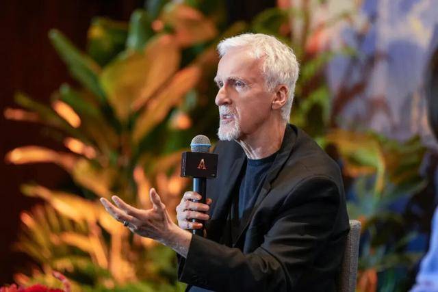 在憋不住尿的年纪，遇到195分钟的阿凡达