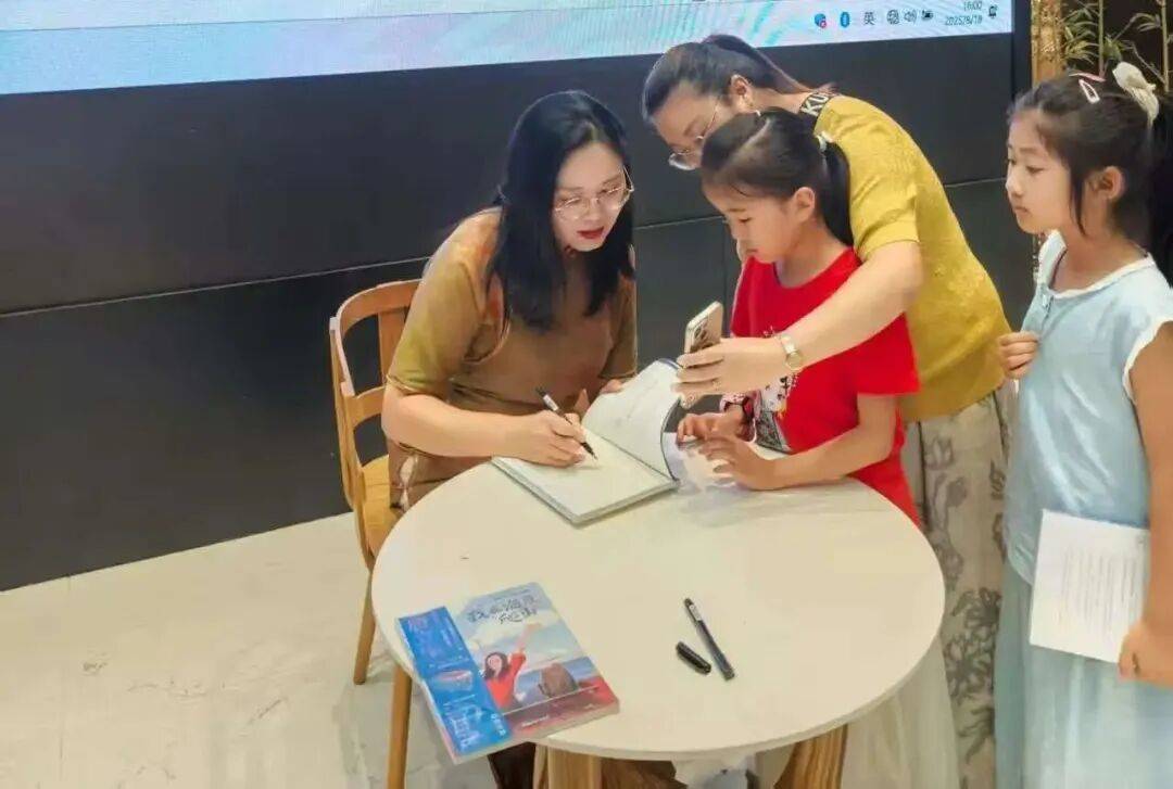 突然爆火！浙大女博士一个月涨粉超50万，“我是过了把瘾”！网友：丝滑入脑……