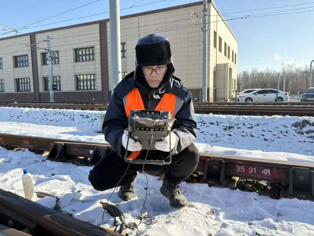 【班组基因 沈阳力量】沈阳地铁“钢轨神探”有一双“火眼金睛”！